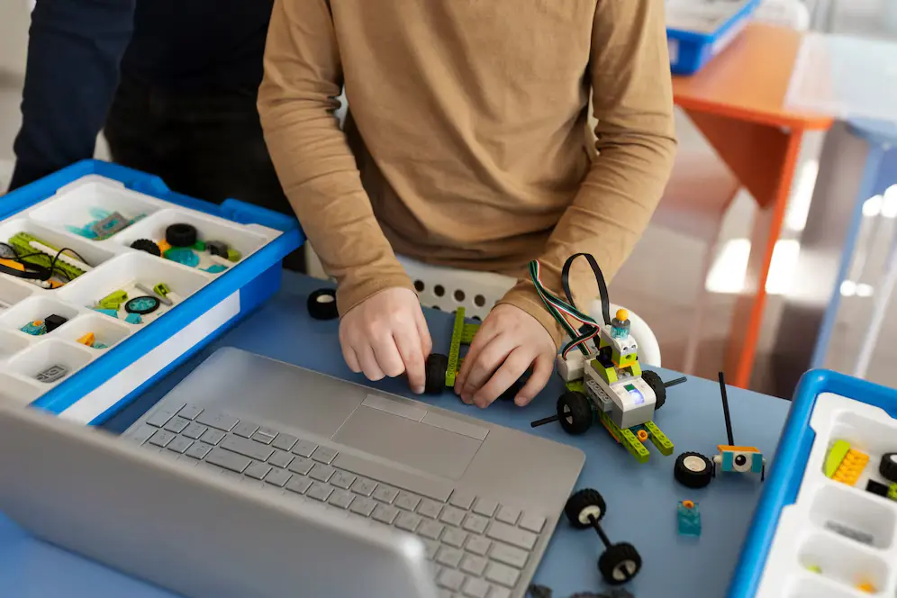 Studi Kasus Sukses Penerapan Machine Learning di Berbagai Industri