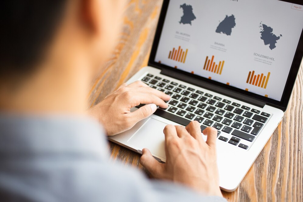 Menganalisis Perilaku Pengguna dengan Google Trends